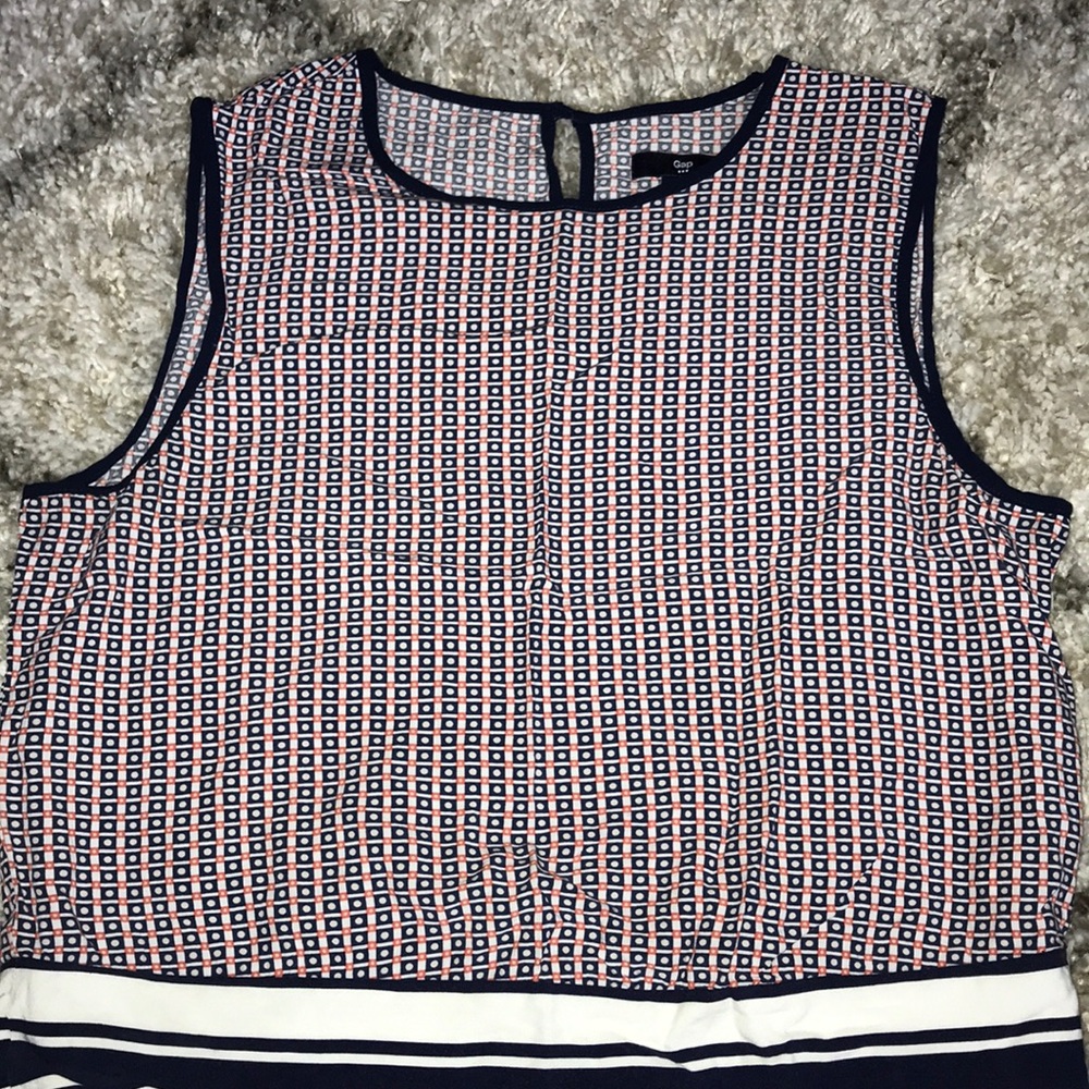 GAP preppy top